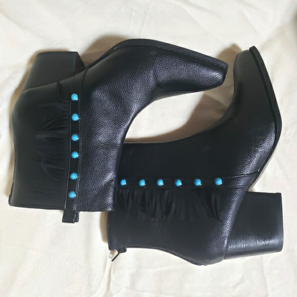 NWOB CRAZY TRAIN FRINGE cowboy boujee babe studded w turquoise booties - Picture 5 of 11